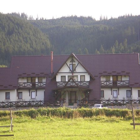 La Bucovineanca Hotel Strâmtura Exterior foto