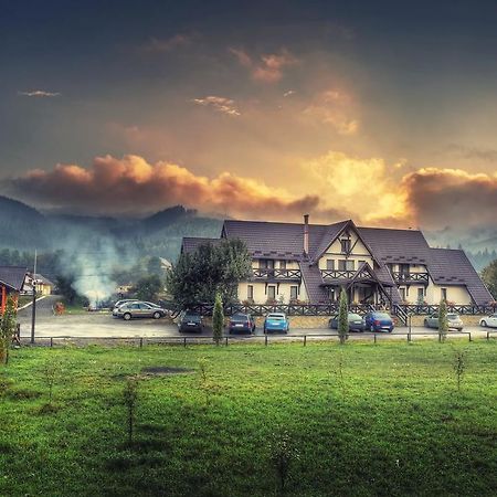 La Bucovineanca Hotel Strâmtura Exterior foto