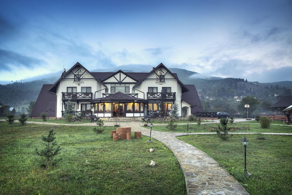 La Bucovineanca Hotel Strâmtura Exterior foto