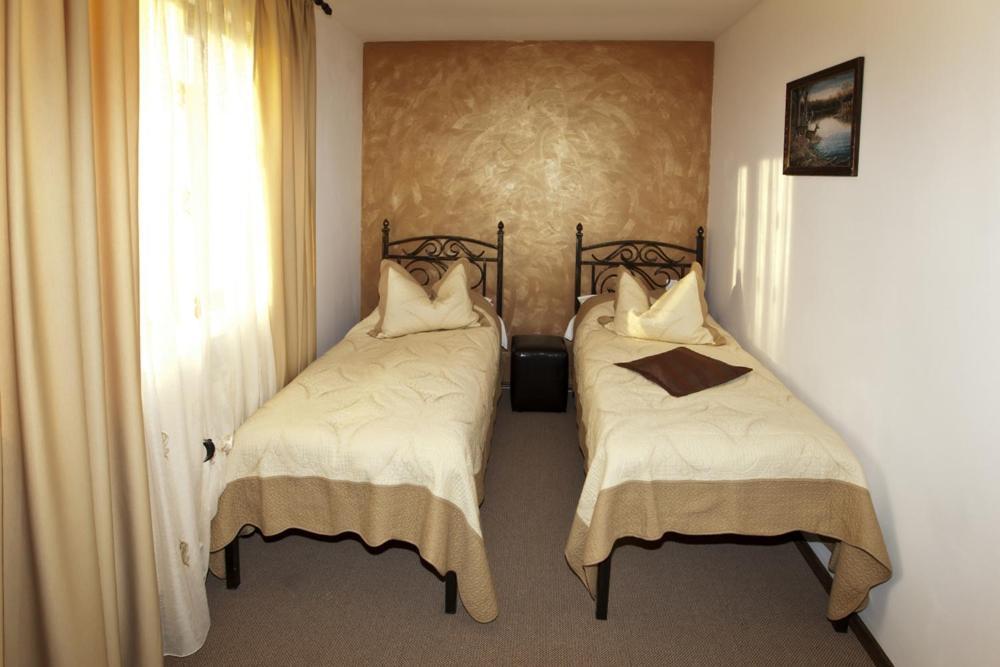 La Bucovineanca Hotel Strâmtura Cameră foto
