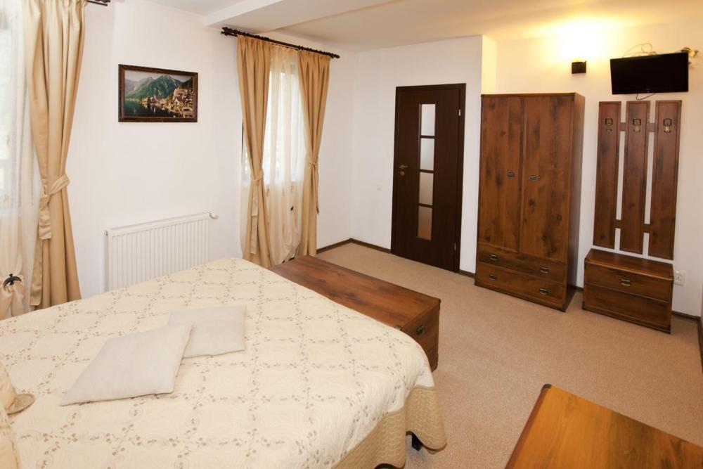 La Bucovineanca Hotel Strâmtura Cameră foto